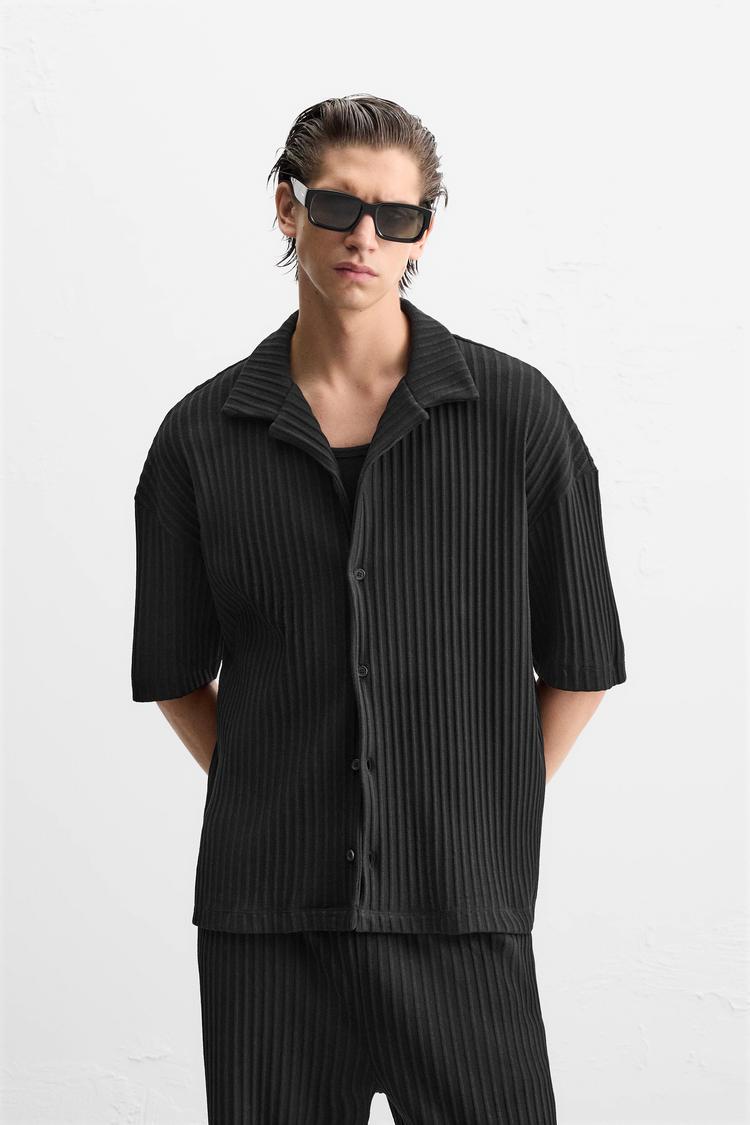 camisa plissada