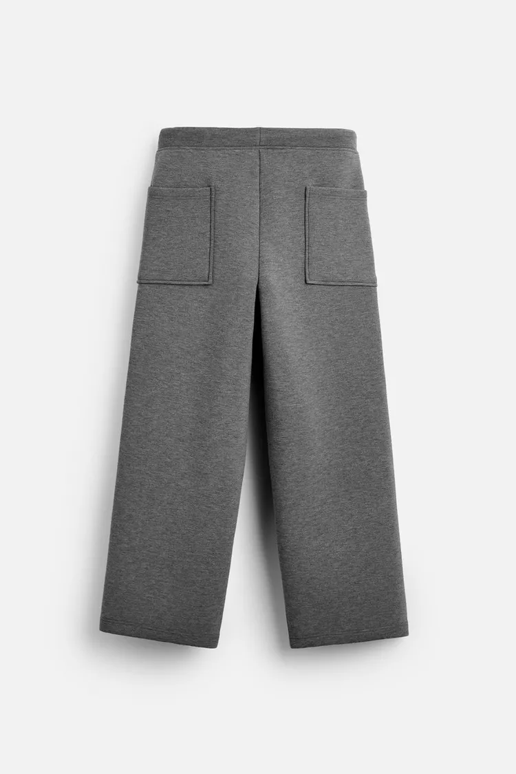 PANTALÓN CURTO DE JOGGING GRANDE