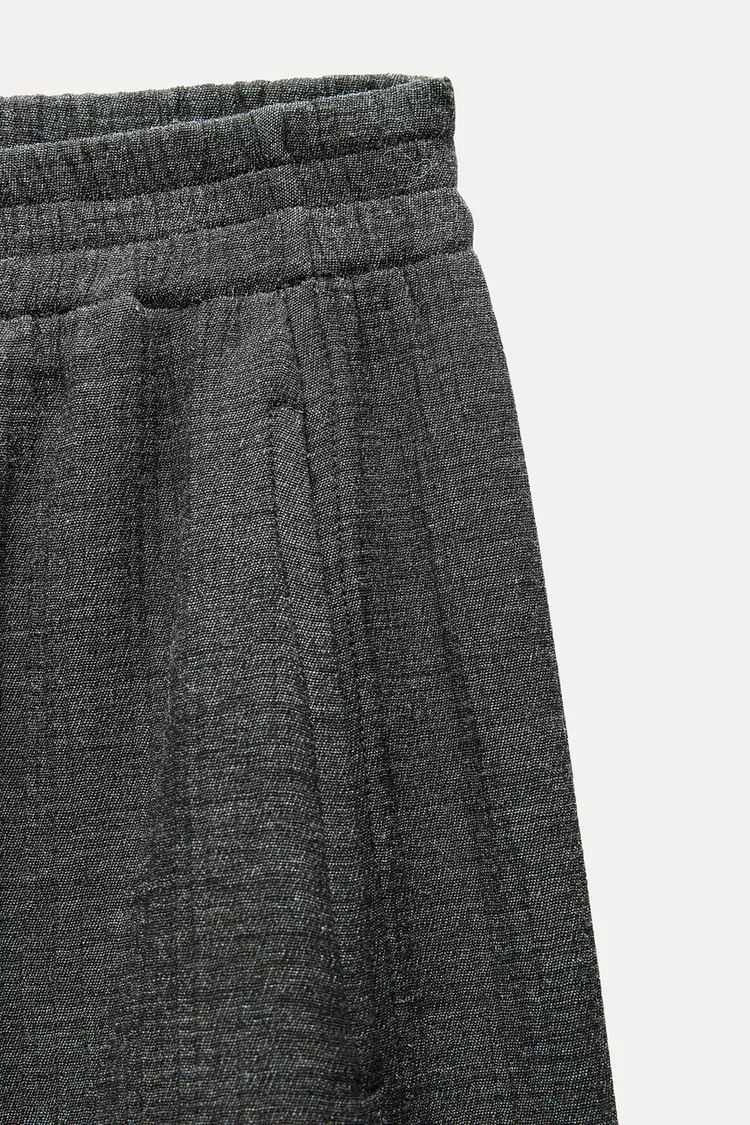 PANTALÃO GRANDE COM CINTURA ELÁSTICA