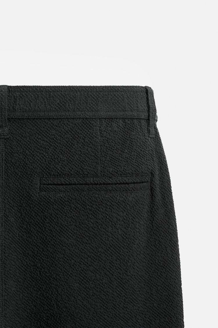 PANTALÃO DE TEXTURA COM PLEATS